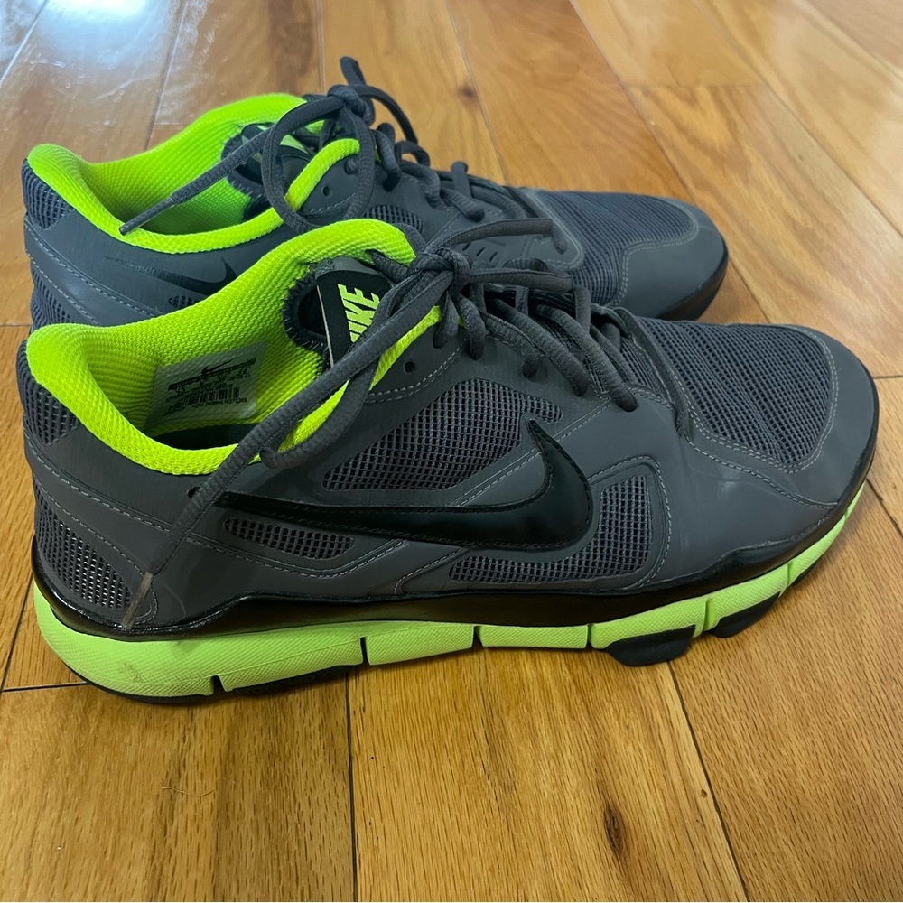 Nike Free TR Charcoal and Lime Size 10 - Picture 5 of 10